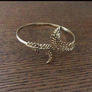 3/$25 ** Gold plated golden leaf cuff bracelet NWOT